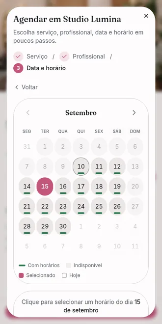 Calendário de setembro com marcação verde nos dias que têm horário livre e o dia 15 selecionado